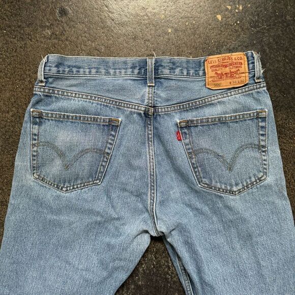 Levi’s 505 Distressed Light Wash Jeans Size 34x30 Regular Fit 100% Cotton - Picture 11 of 16